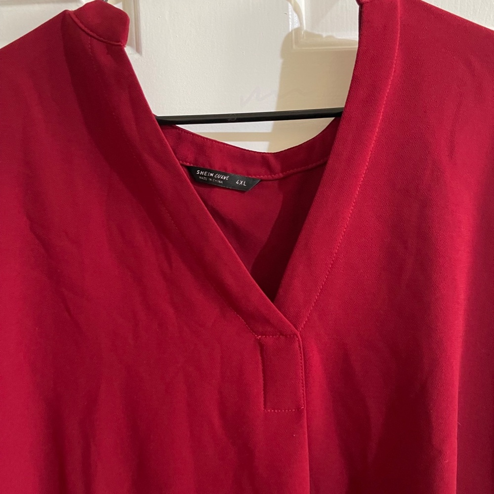 Red top - Picture 2 of 3